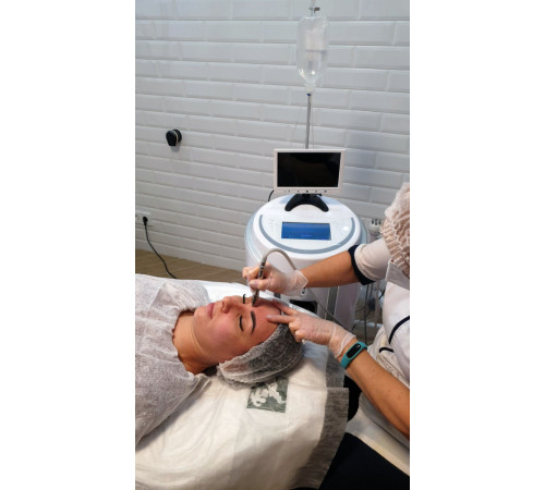 Аппарат газожидкостного пилинга и кислородотерапии 8 в 1 "Октет"СН-544 v8